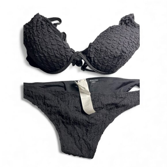Calzedonia Bikini Set – Underwire Multiway Top & Cheeky Tie-Side Bottom Medium - Picture 2 of 8